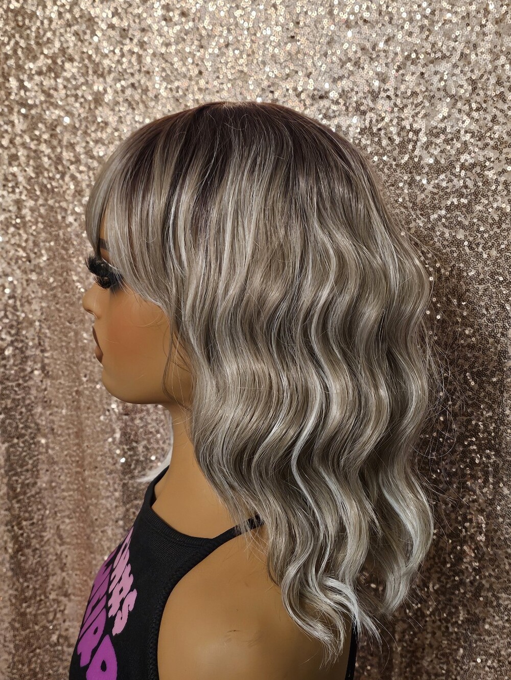 Wig - Picture 2 of 3